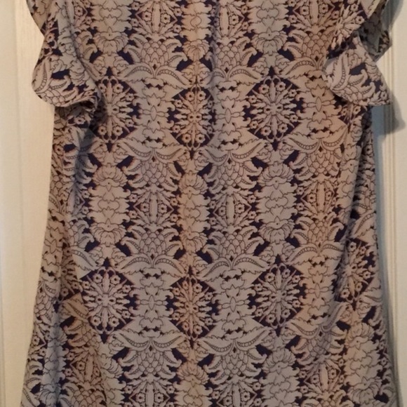Cabi Flutter Sleeve Print Blouse Top Style #3074 - Picture 7 of 8